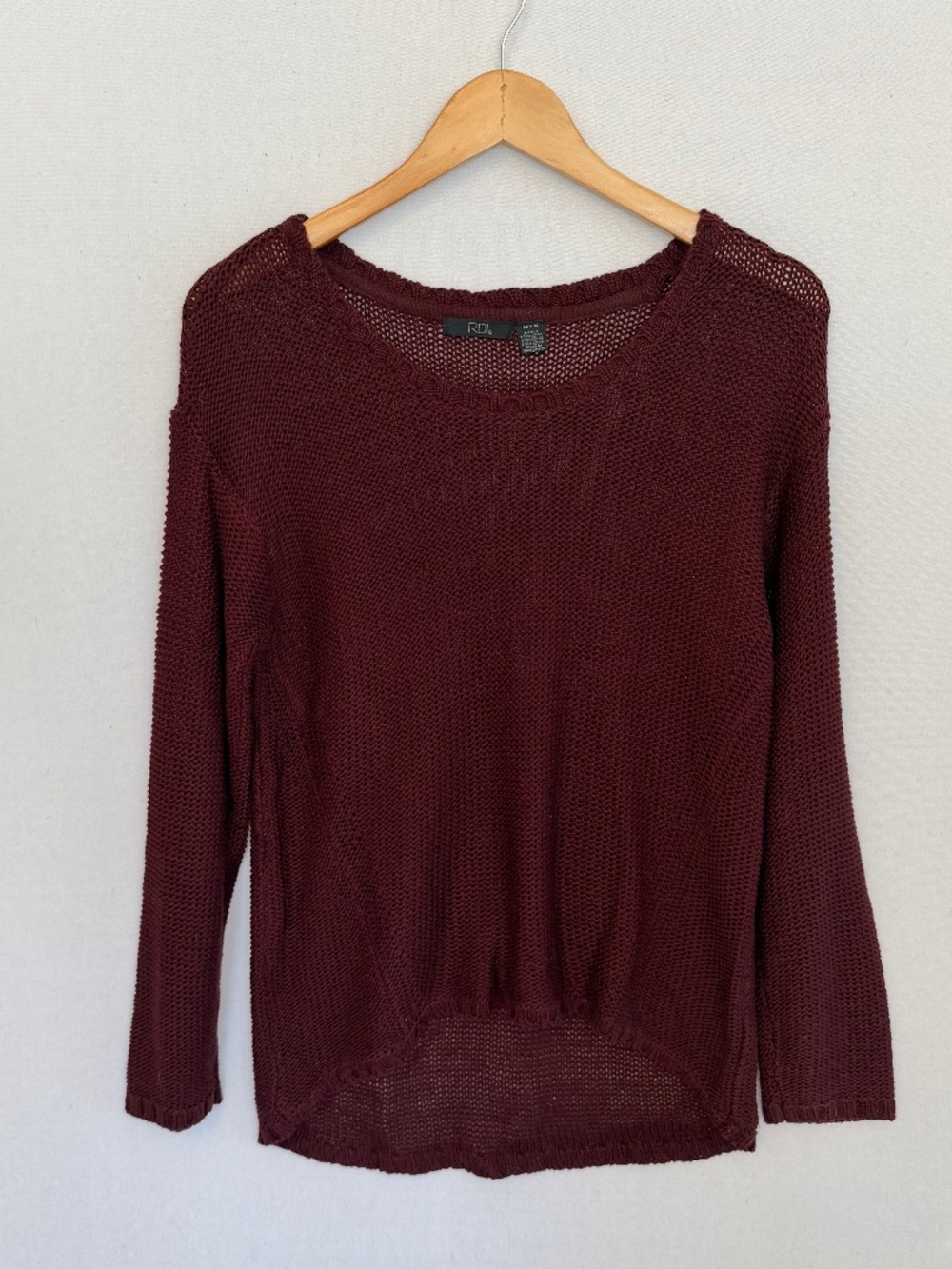 RDI Women’s Medium Burgundy Loose Kit Round Neck Long Sleeve Sweater